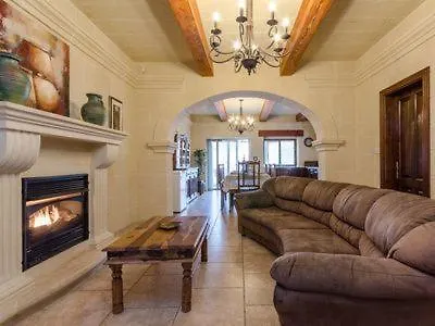 Villa Ta' Giga Għarb